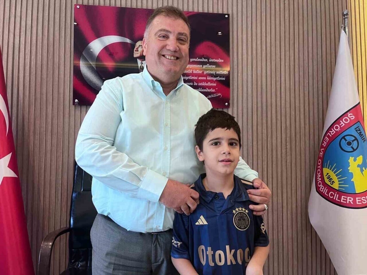Lösemi hastası Rüzgar, zekasıyla dikkat çekiyor