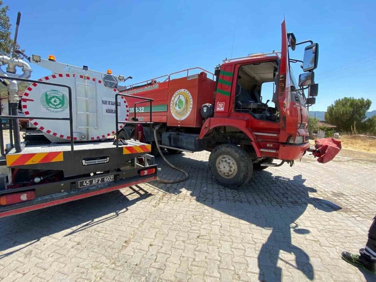Manisa Demirci’deki orman yangını söndürüldü