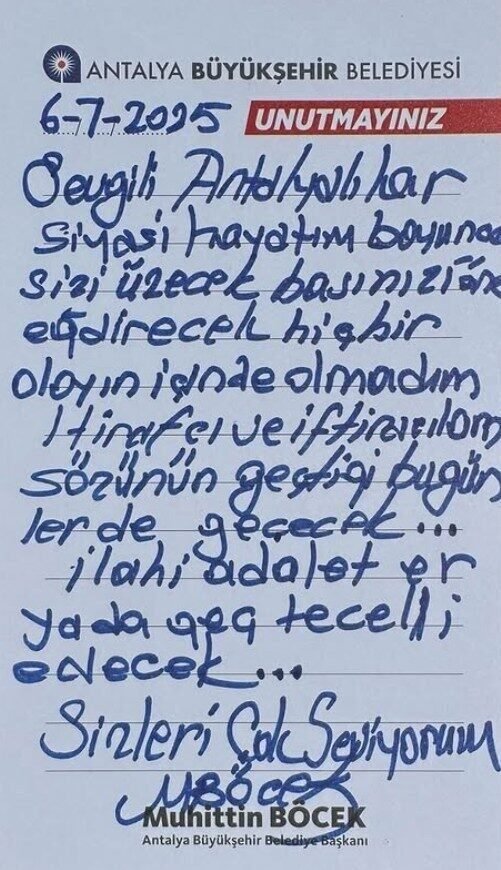 Muhittin Böcek: "Sizi üzecek, başınızı öne eğdirecek hiçbir olayın içinde olmadım"