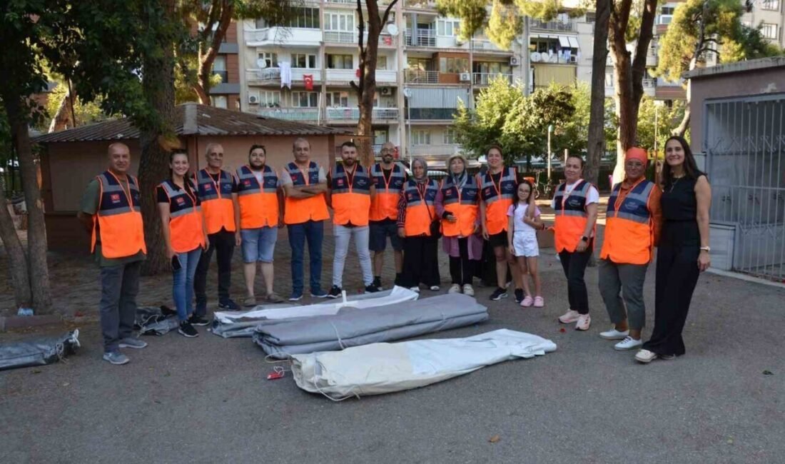 Manisa’da ilk kez bir mahalle muhtarlığı tarafından 20 kişilik AFAD