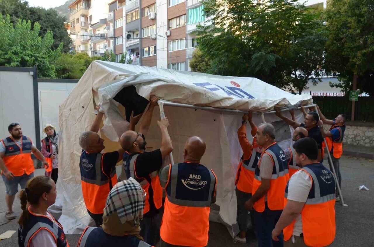 Muhtarlık öncülüğünde AFAD gönüllü ekibi kuruldu