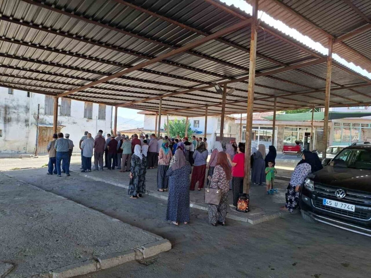 Selendi’de 3 gün süren yağmur duası