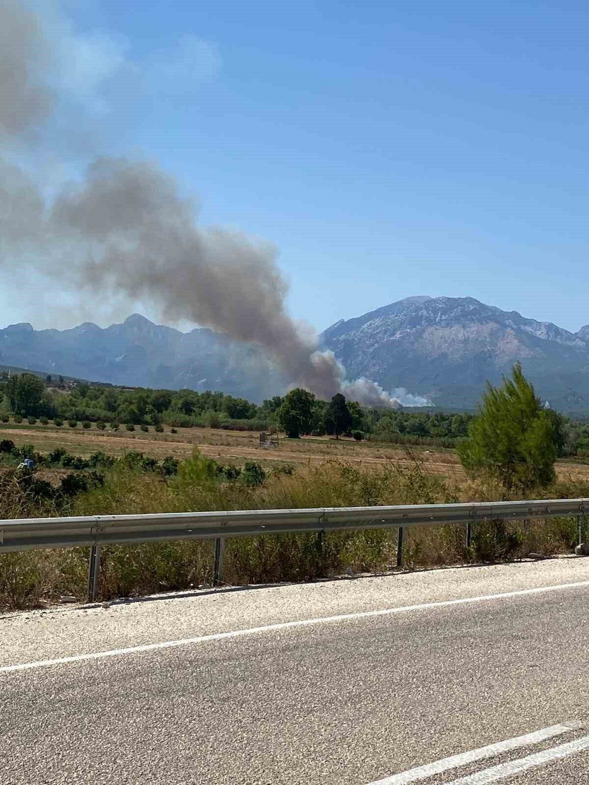 Serik’te orman yangını
