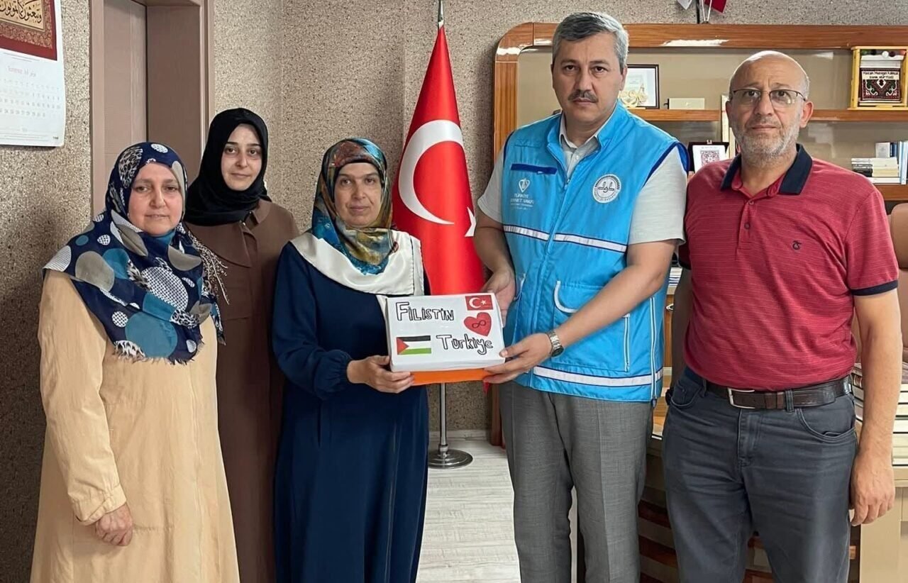 Somalı miniklerden Filistin’e anlamlı destek Somalı miniklerden Filistin’e anlamlı destek
