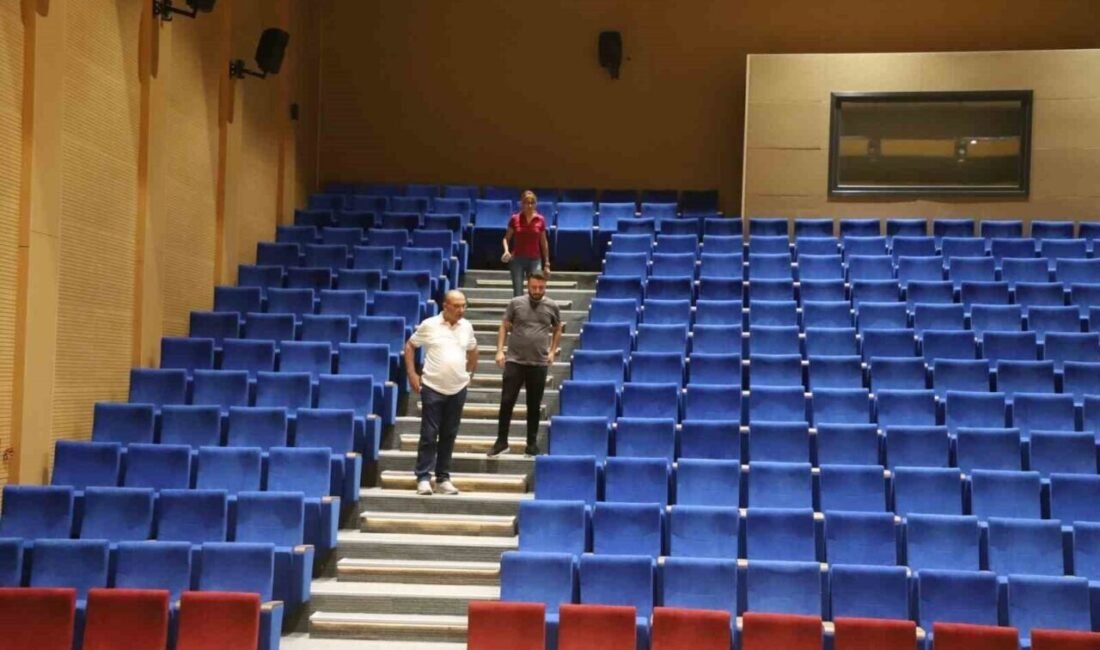 Turgutlu Belediye Başkanı Çetin Akın, hizmete açılmasına sayılı gün kalan