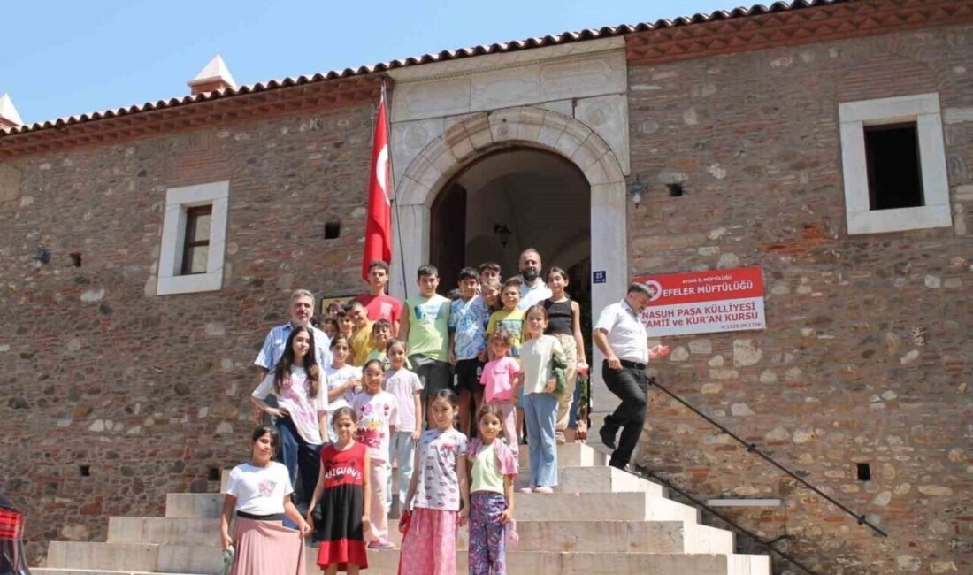 Aydın Valisi Yakup Canbolat, Nasuh Paşa Külliyesi’nde devam eden Yaz