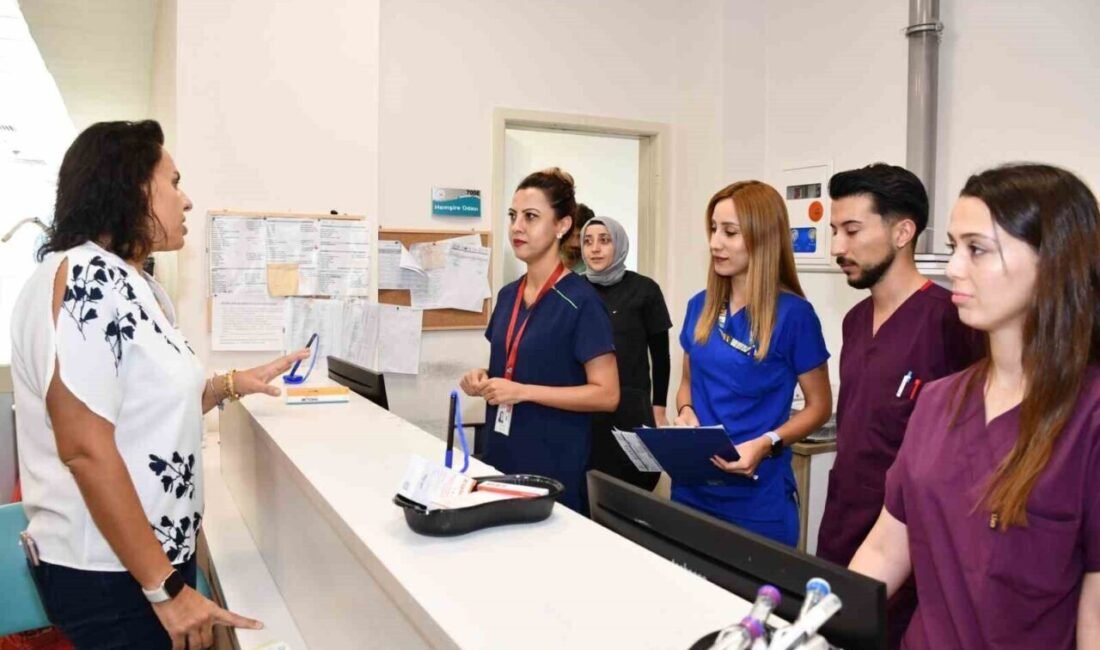 Alanya Eğitim ve Araştırma Hastanesi Başhekimi Prof. Dr. Banu Karakuş