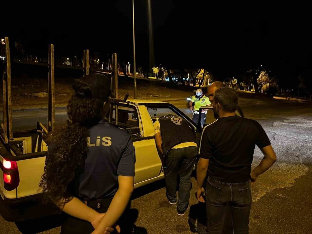 Akhisar’daki uygulamada gözaltılar ve ceza yağmuru