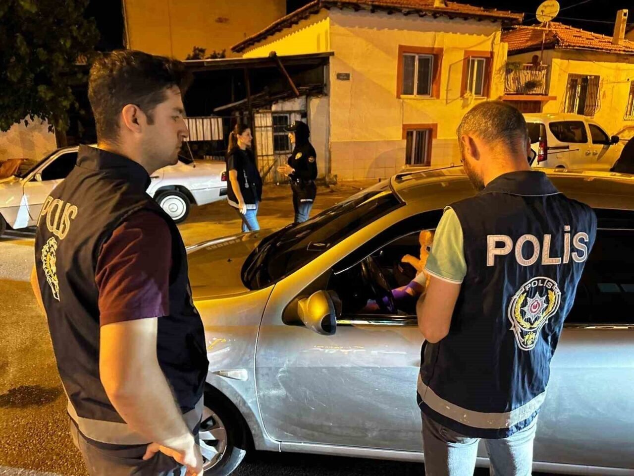Akhisar’daki uygulamada gözaltılar ve ceza yağmuru