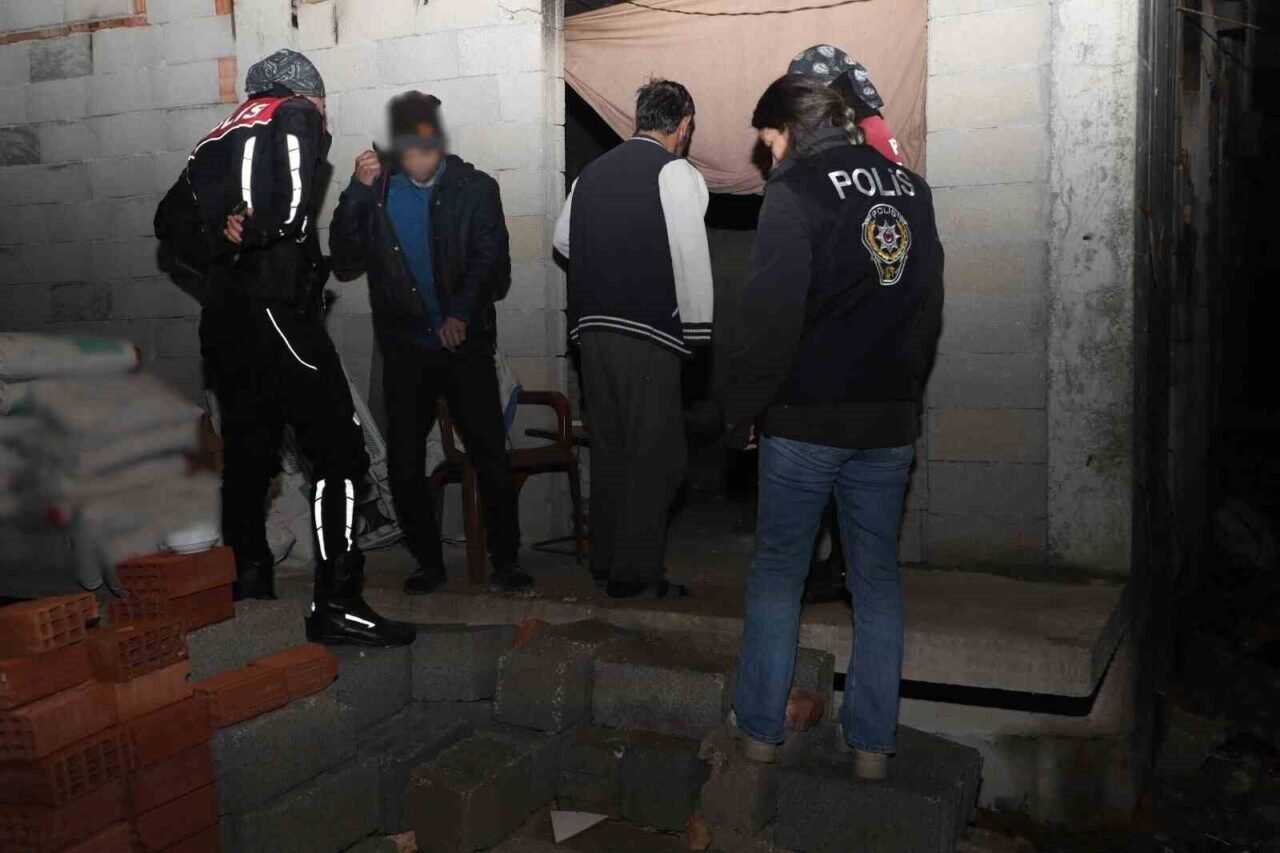 Antalya’da son bir haftada 225 suçlu tutuklandı
