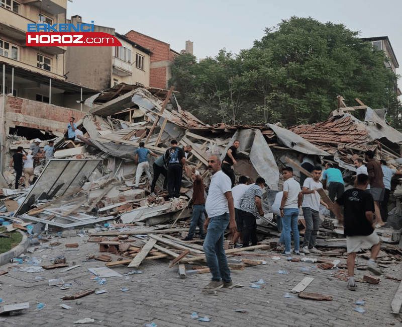 "Balıkesir'deki 6.1 büyüklüğündeki deprem, bir can kaybına yol açarken, 8.8