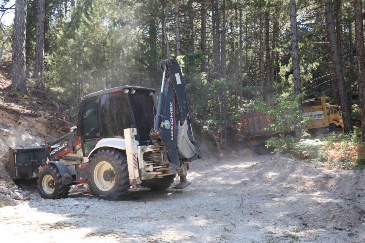 Bozdoğan’da yayla yollarında çalışma başlatıldı