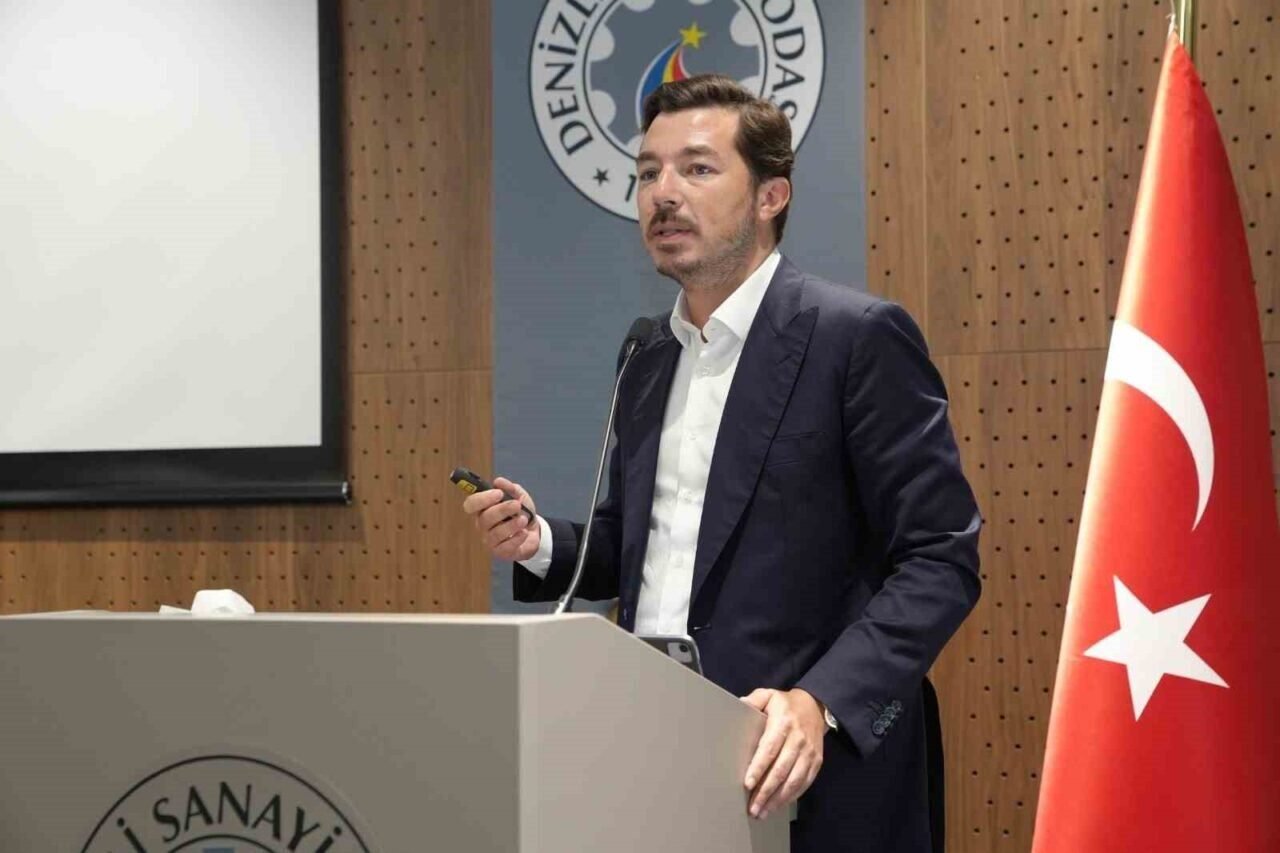 DSO Başkanı Kasapoğlu: "Döviz cinsi kredilerde büyüme sınırı kaldırılmalı, üretici kredileri ayrıştırılmalı"