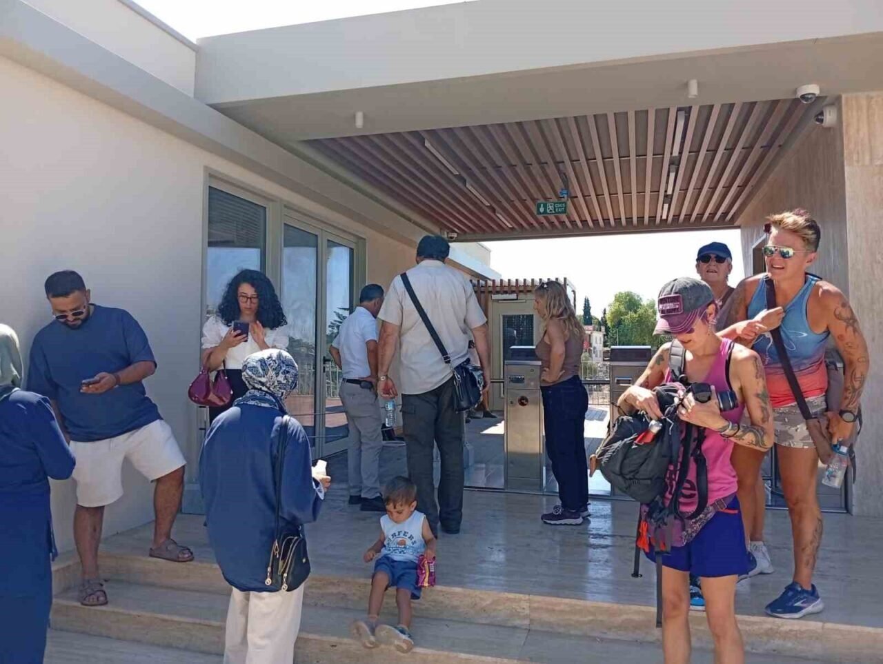 Dünyanın ilk kehanet merkezi Apollon Tapınağı, ziyarete açıldı