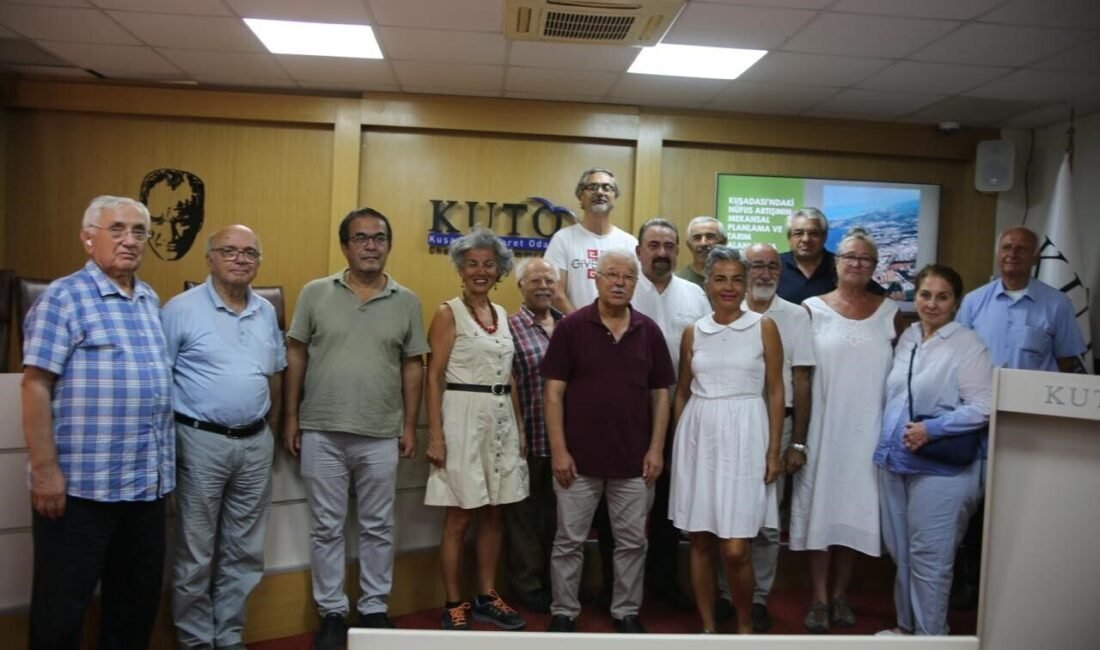 Kuşadası İlim Meclisi 7. Toplantısını Ticaret Odası’nda gerçekleştirirken, toplantıda ilçedeki