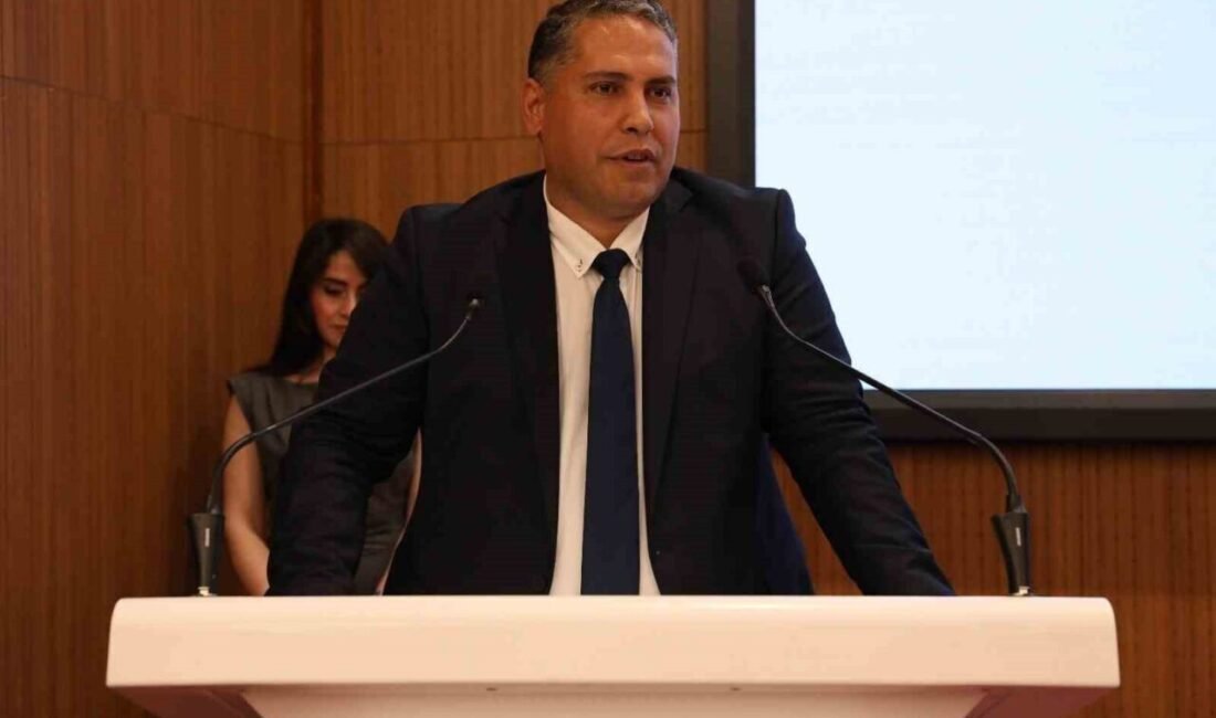 Manisa İl Tarım ve Orman Müdürlüğü görevine atanan Mehmet Karayılan,