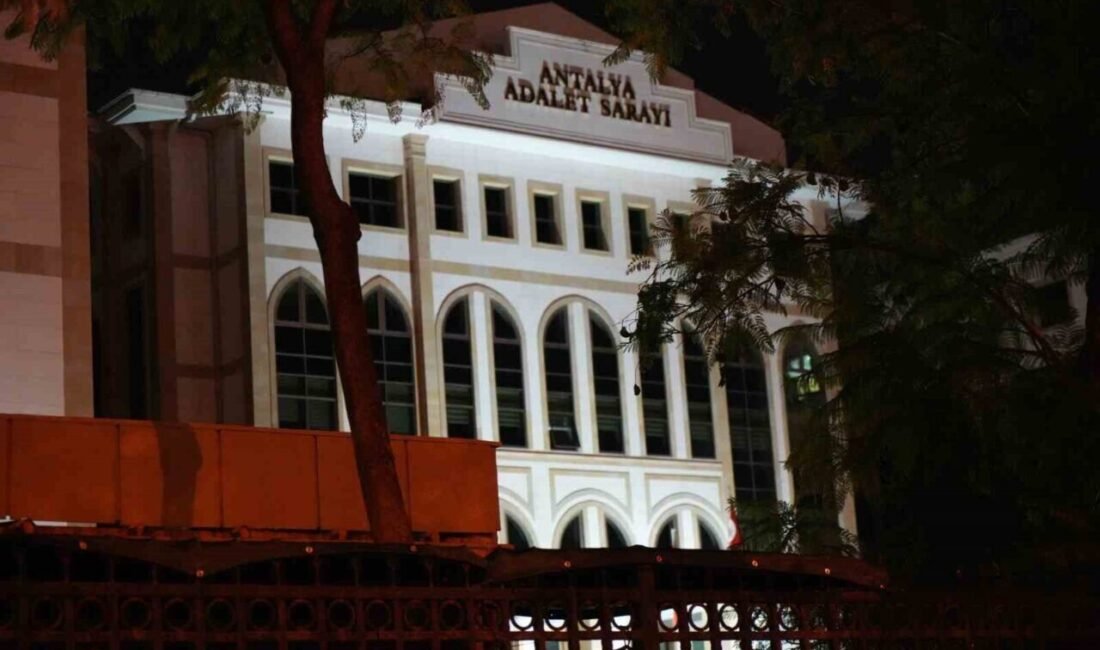 Antalya’da ’rüşvet’ soruşturması kapsamında tutuklanan ve Büyükşehir Belediye Başkanlığı görevinden