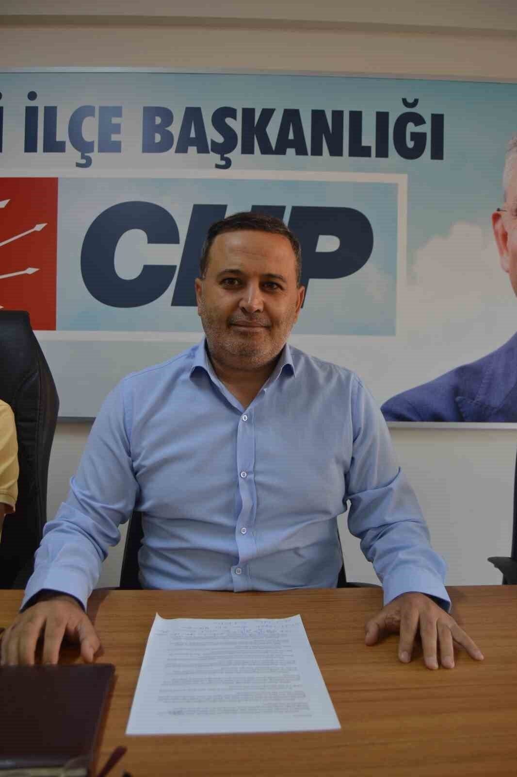 Salihli CHP’de istifa şoku: İlçe başkanı adaylıktan da çekilip istifa etti