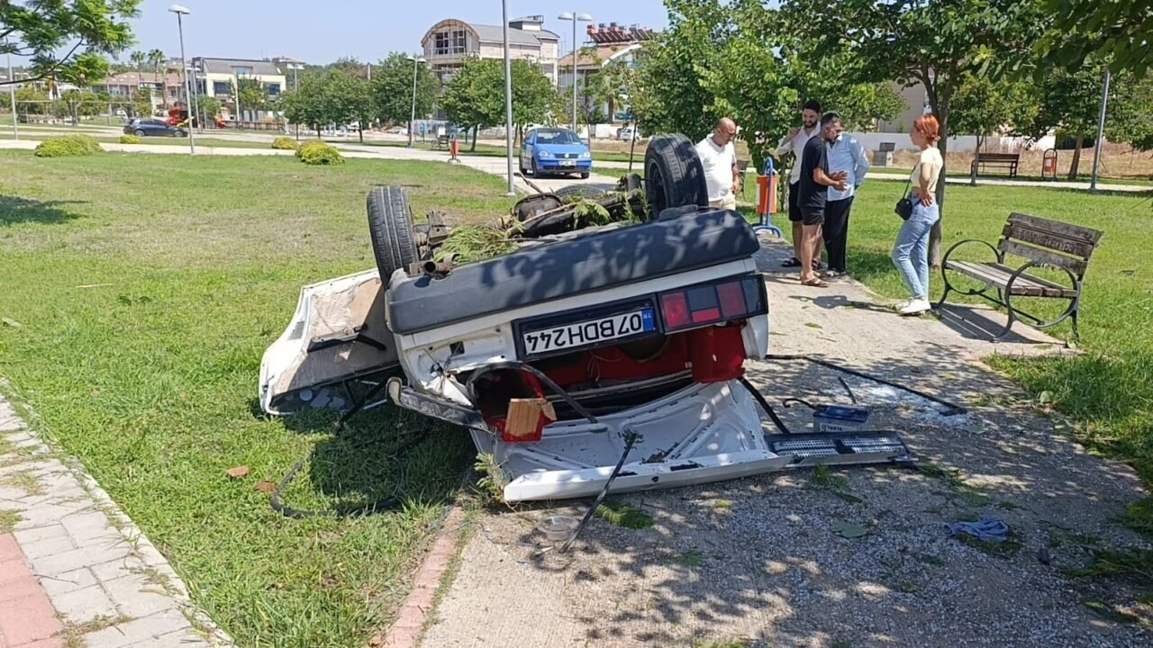 Takla atıp ters dönen Fiat Tofaş hurdaya döndü: 1 yaralı