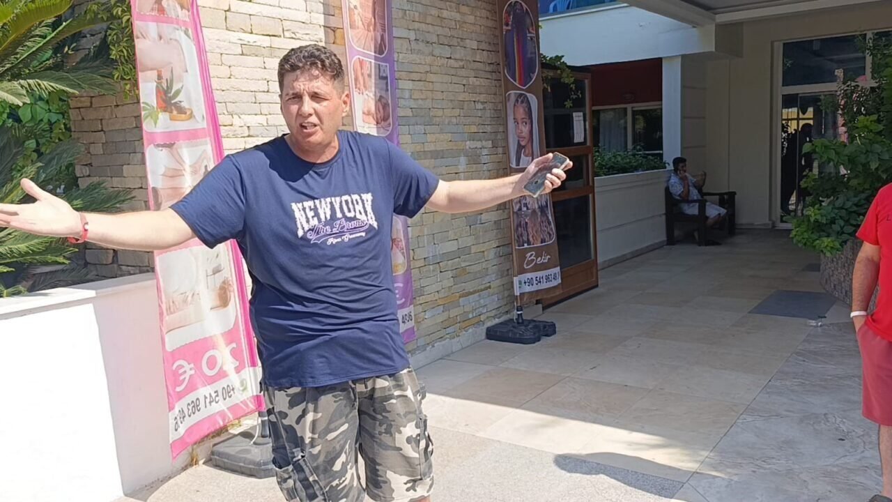 Tatilleri kabusa döndü, oteli terk ettiler Tatilleri kabusa döndü, oteli terk ettiler