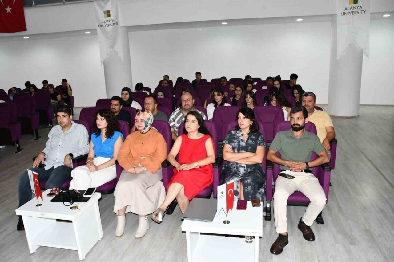 Alanya Üniversitesi’nde ilk ders: Uyum ve kaynaşma