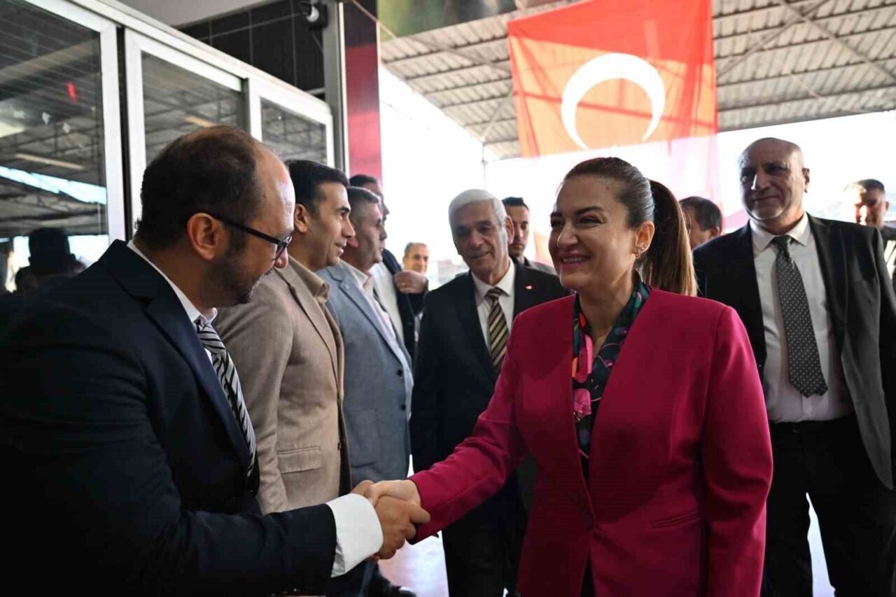 Antalya Toptancı Halleri’nin ilk 8 ayında yaklaşık 20 milyar TL işlem hacmine ulaşıldı