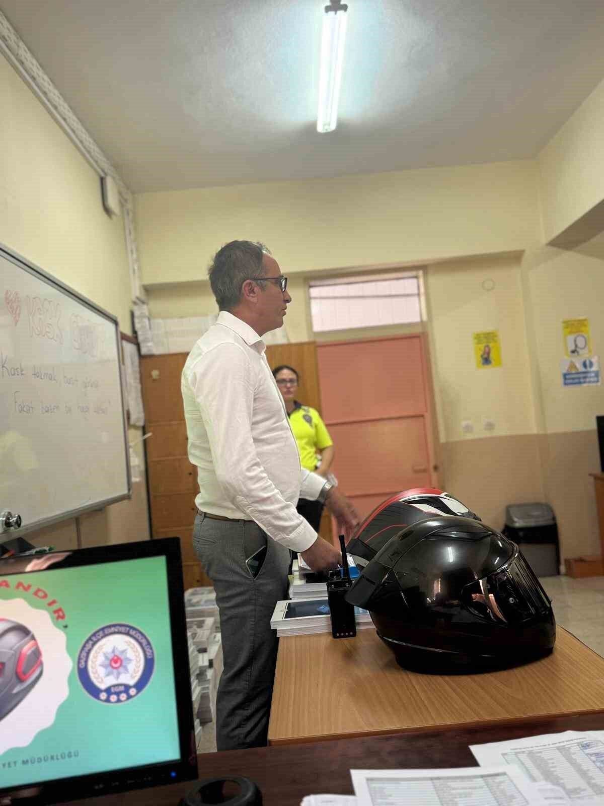 Gazipaşa’da ’Kask Candır’ semineri ilgi gördü