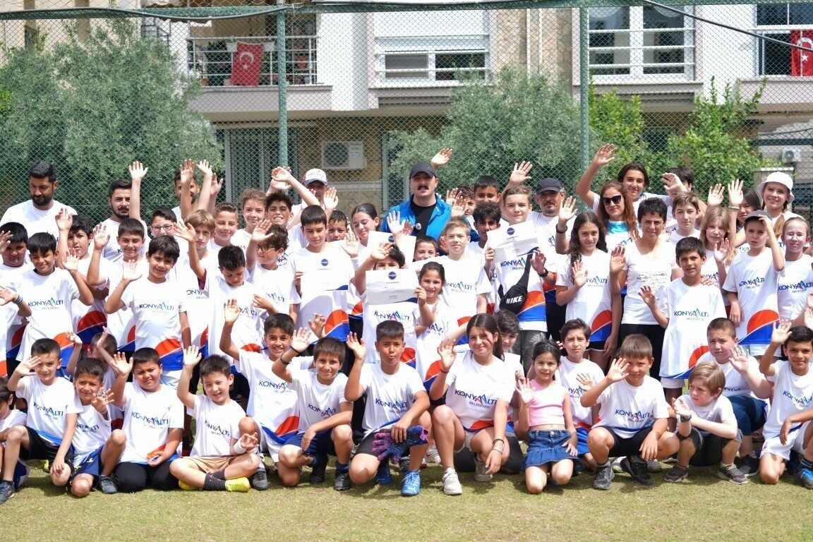 Konyaaltı’nda kış spor okulları kayıtları başlıyor Konyaaltı’nda kış spor okulları kayıtları başlıyor