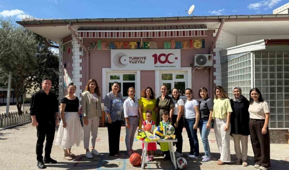 Yunusemreli minikler büyüklerine örnek oldu Yunusemre Belediyesi ve TAP Derneği tarafından, genç nesillerde sürdürülebilir gelecek