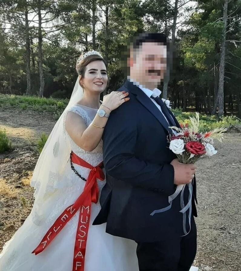 2 aylık evliyken eşinin boğazını keserek öldüren cani koca tahliye edildi