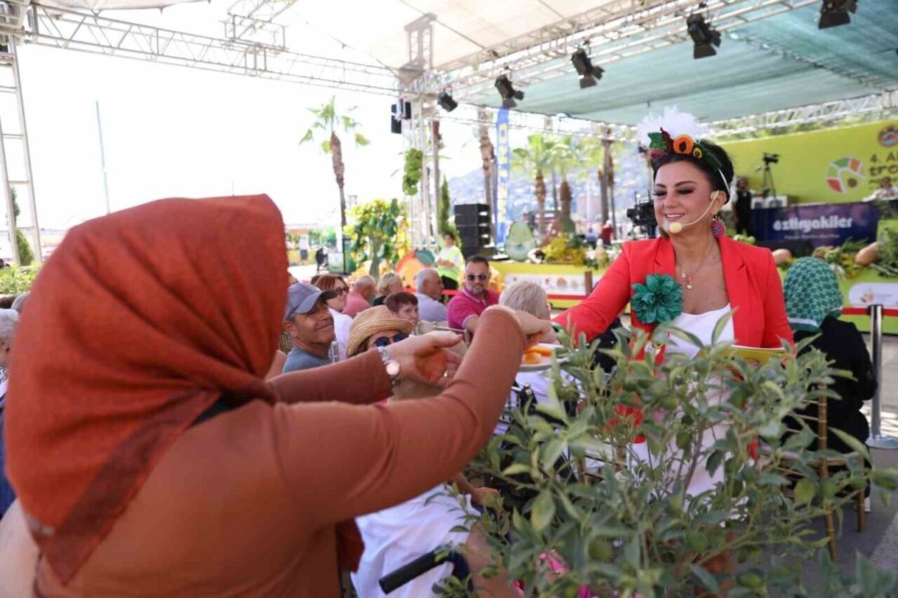 4. Alanya Tropikal Meyve Festivali başladı