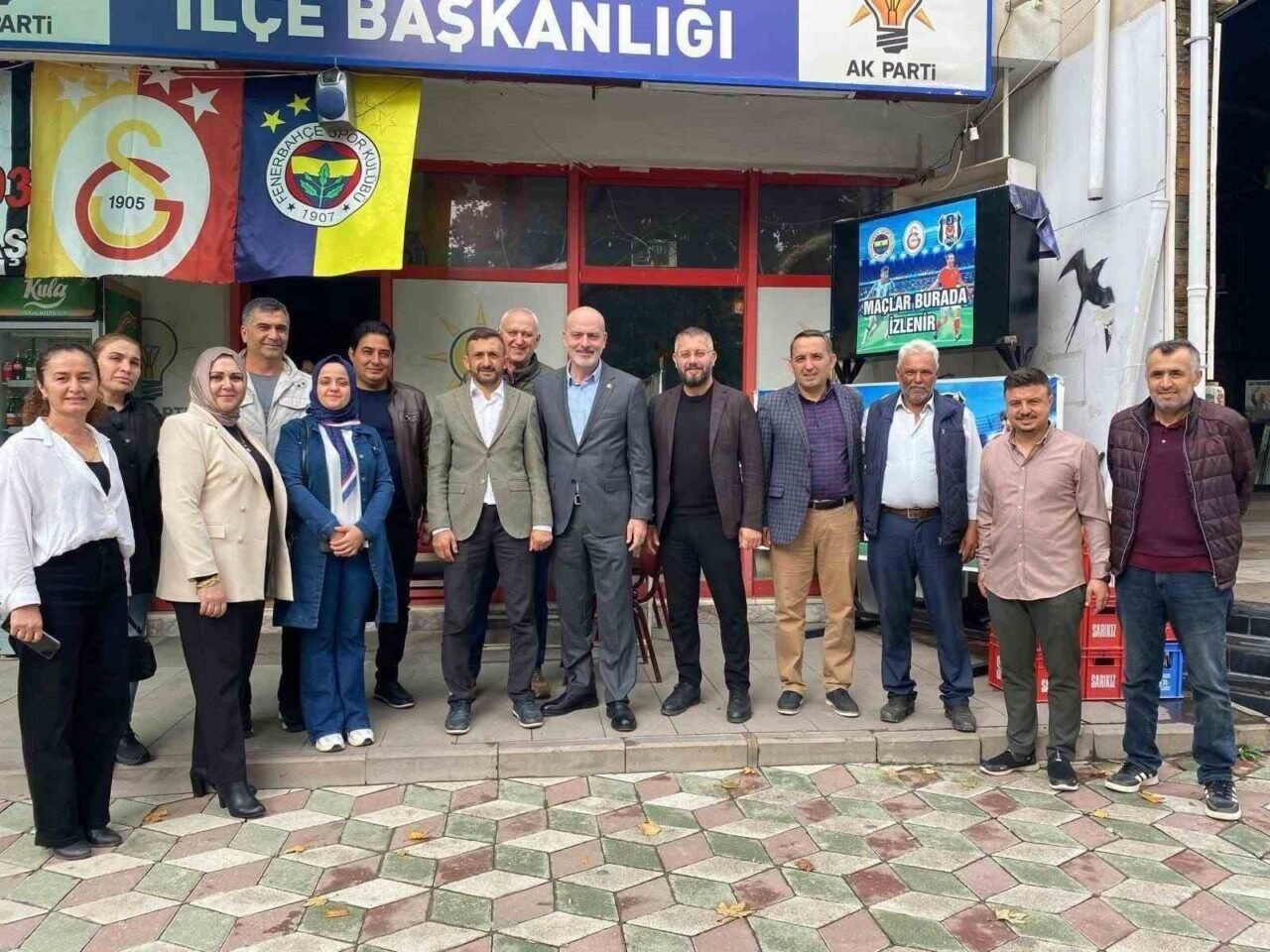 AK Parti Sarıgöl Teşkilatı, Zafer Işık’ı ağırladı AK Parti Sarıgöl Teşkilatı, Zafer Işık’ı ağırladı