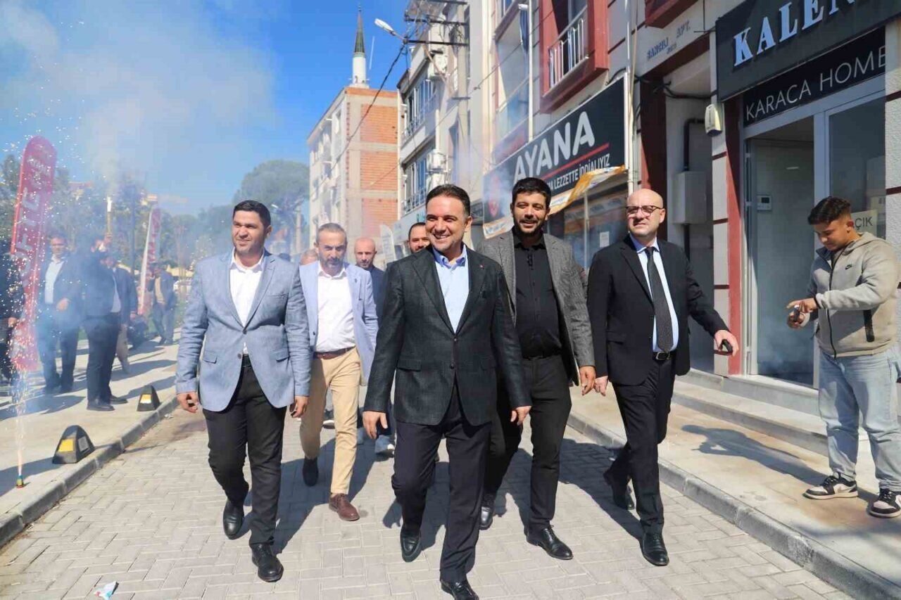 AK Parti’li Baybatur Saruhanlı’da Belen yolu ve yeni hastane hakkında konuştu