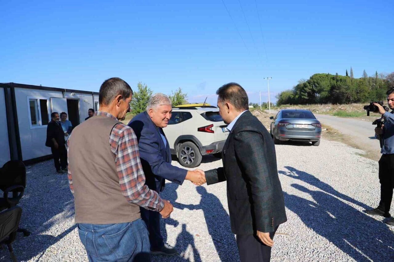 AK Parti’li Baybatur Saruhanlı’da Belen yolu ve yeni hastane hakkında konuştu