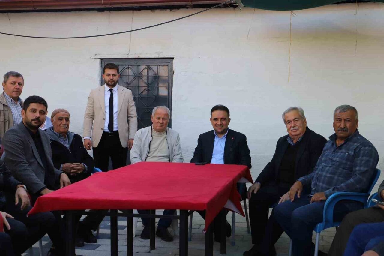 AK Parti’li Baybatur Saruhanlı’da Belen yolu ve yeni hastane hakkında konuştu