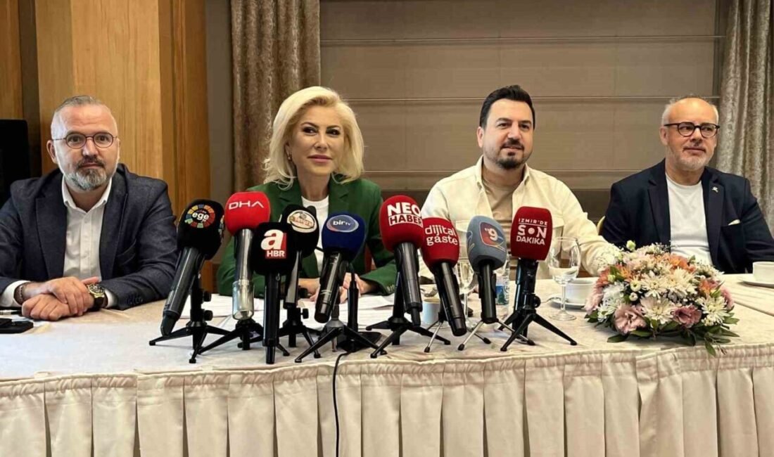 Kendisi de uzun yıllar İzmir ve Ankara’da gazetecilik yapan AK