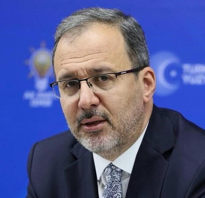 AK Partili Kasapoğlu: “Cumhuriyet bir takvim yaprağına sığmaz” Önceki dönem Gençlik ve Spor Bakanı, AK Parti İzmir Milletvekili