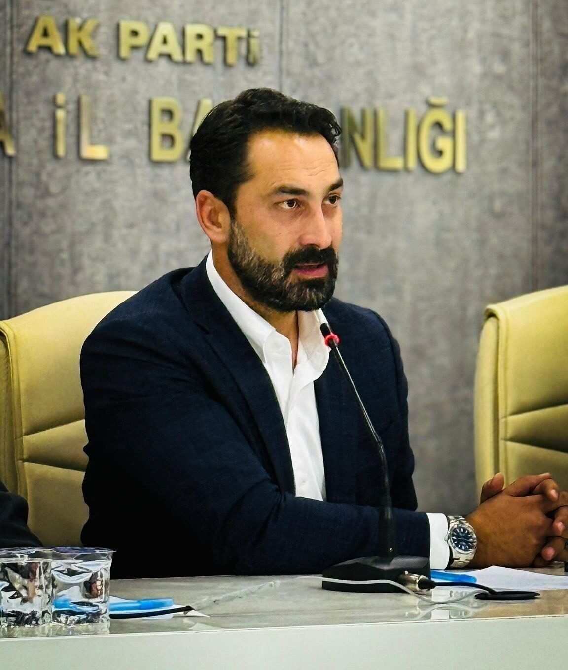 AK Parti’li Mücahit Arınç’tan CHP İl Başkanı Özalper’e tebrik AK Parti’li Mücahit Arınç’tan CHP İl Başkanı Özalper’e tebrik