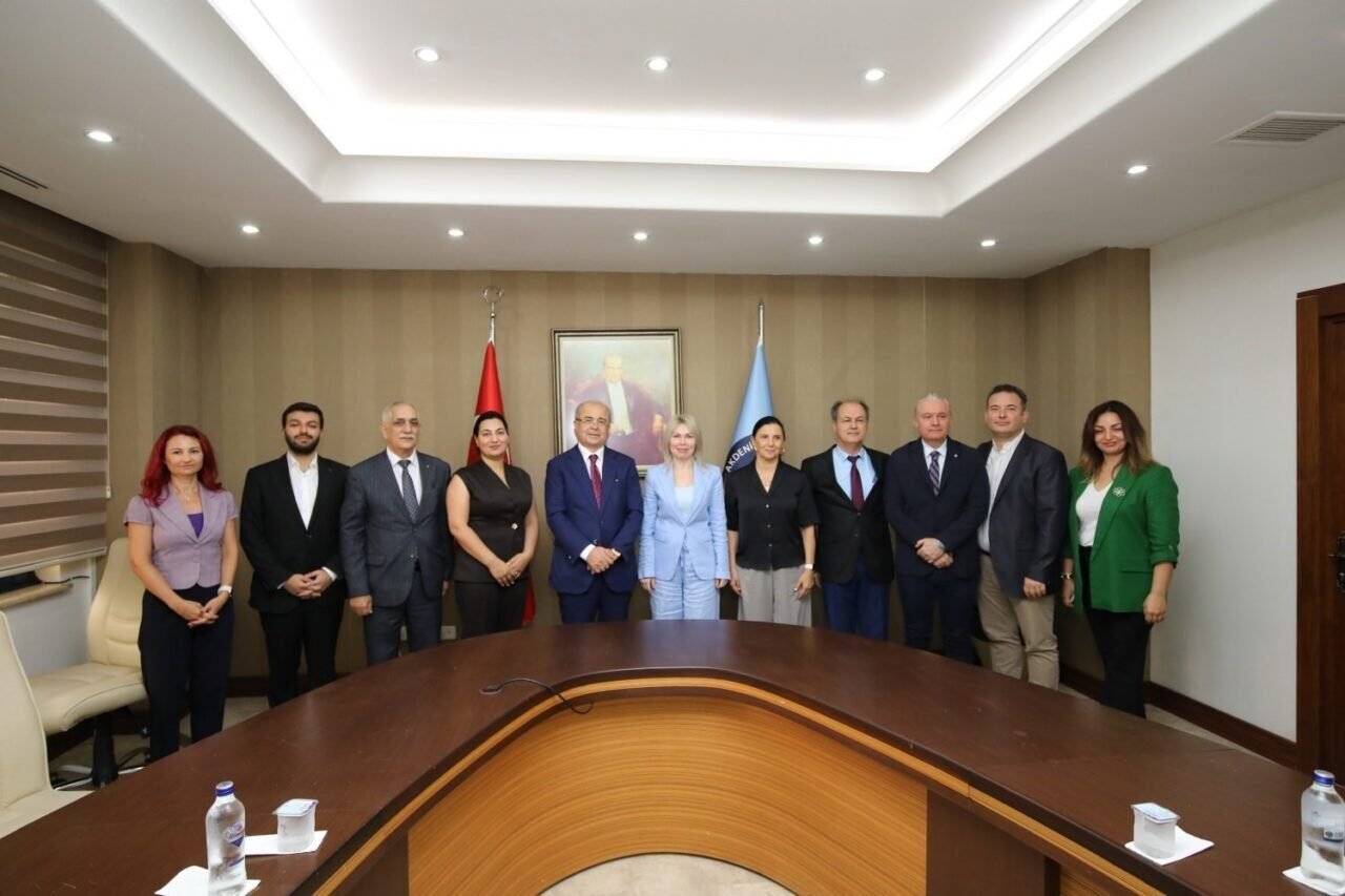 Akdeniz Üniversitesi ile Azerbaycan İdman Akademisi arasında iş birliği