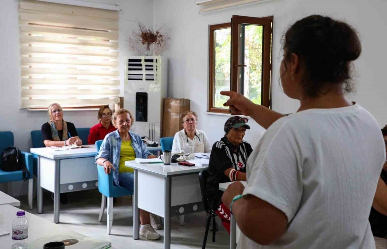 Aktif Yaşlı Merkezi, 65 yaş üstü vatandaşların sosyal buluşma noktası