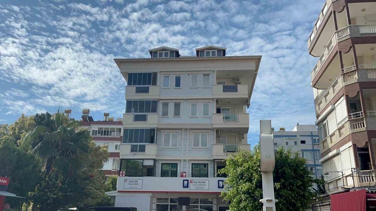 Alanya’da yabancı uyruklu yaşlı adam evinde ölü bulundu