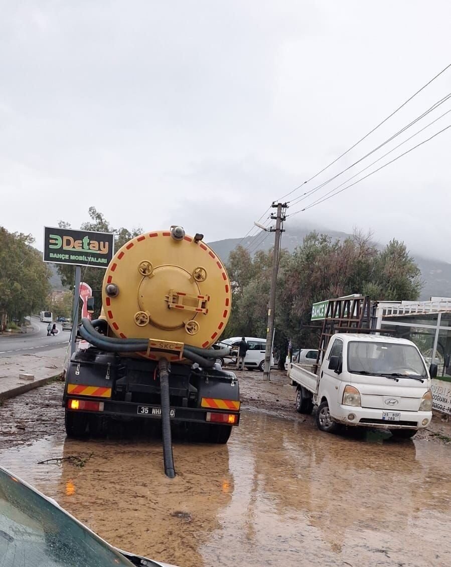 Aliağa Belediyesinden sel bölgesine destek