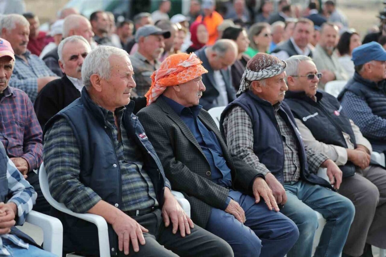 Aliağa, kırsal kalkınmada örnek olmaya devam ediyor