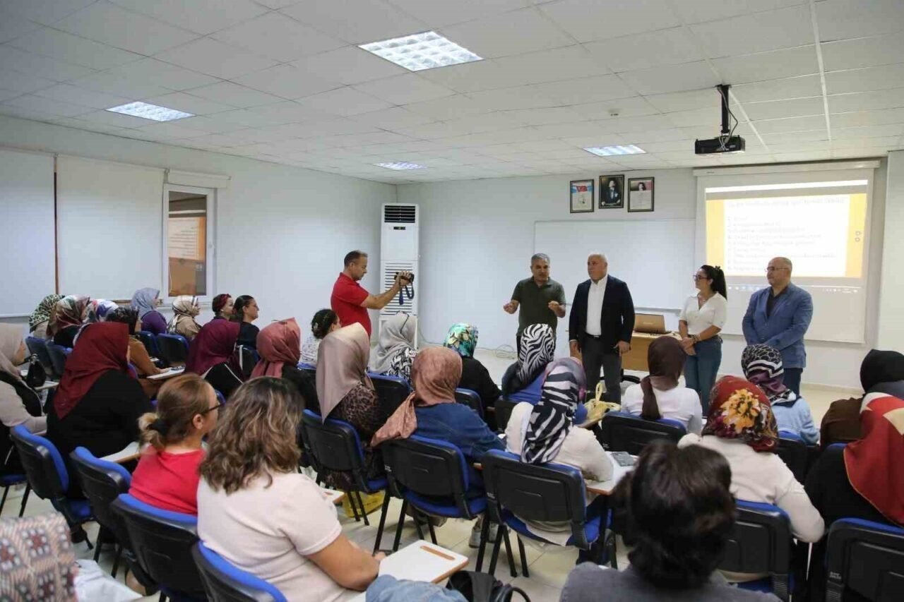 ALTSO’dan servis rehberlerine eğitim desteği ALTSO’dan servis rehberlerine eğitim desteği