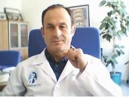 Denizli’de seyir halinde olan aracın sürücüsü Prof. Dr. Tamer Edirne