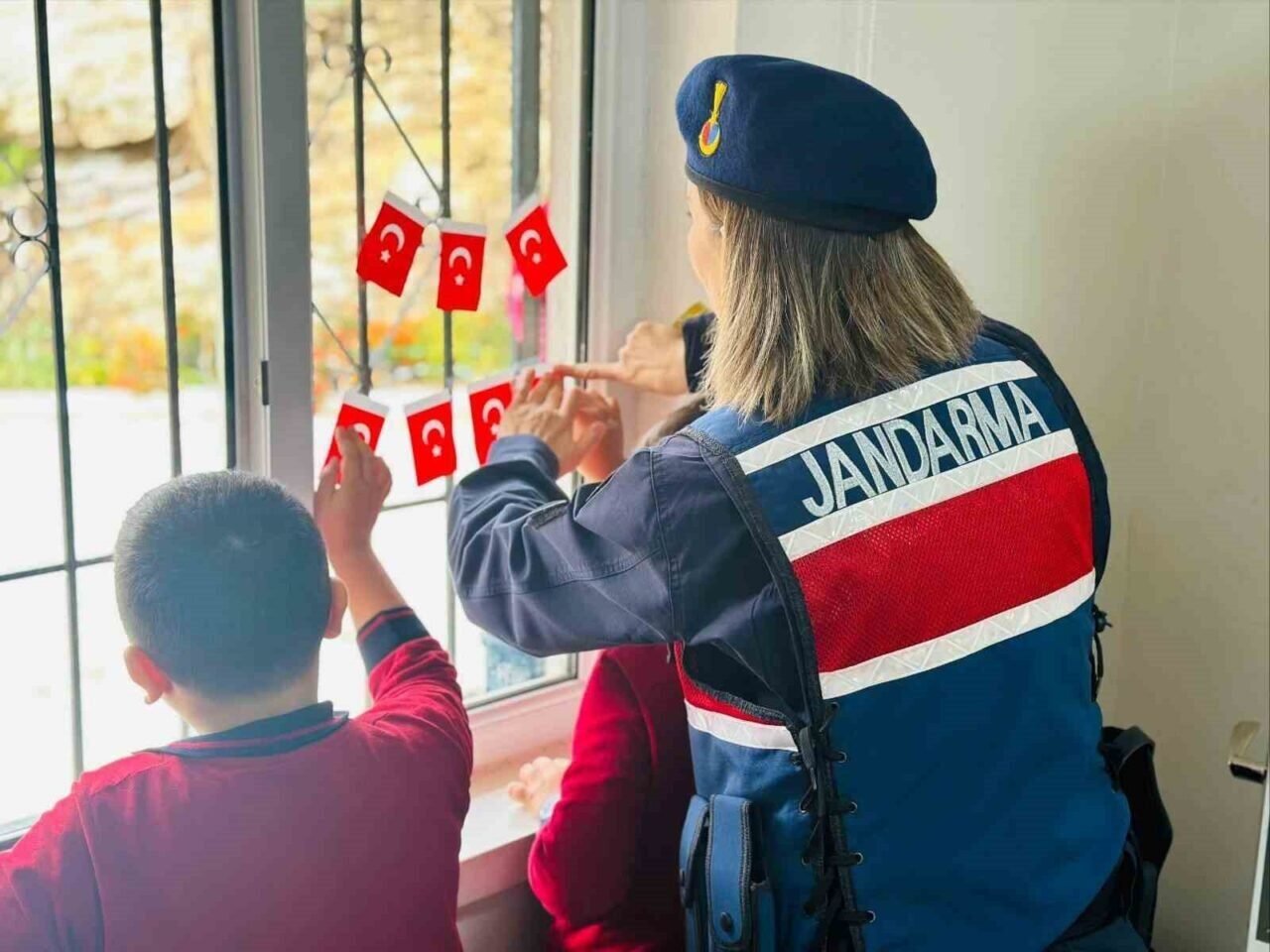 Arpadere İlkokulu’nda Cumhuriyet coşkusu yaşandı