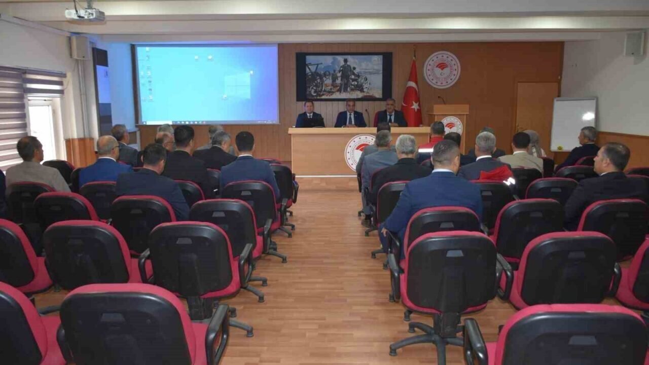 Aydın Tarım ve Orman Müdürlüğü’nde 2025 yılı değerlendirme toplantısı yapıldı
