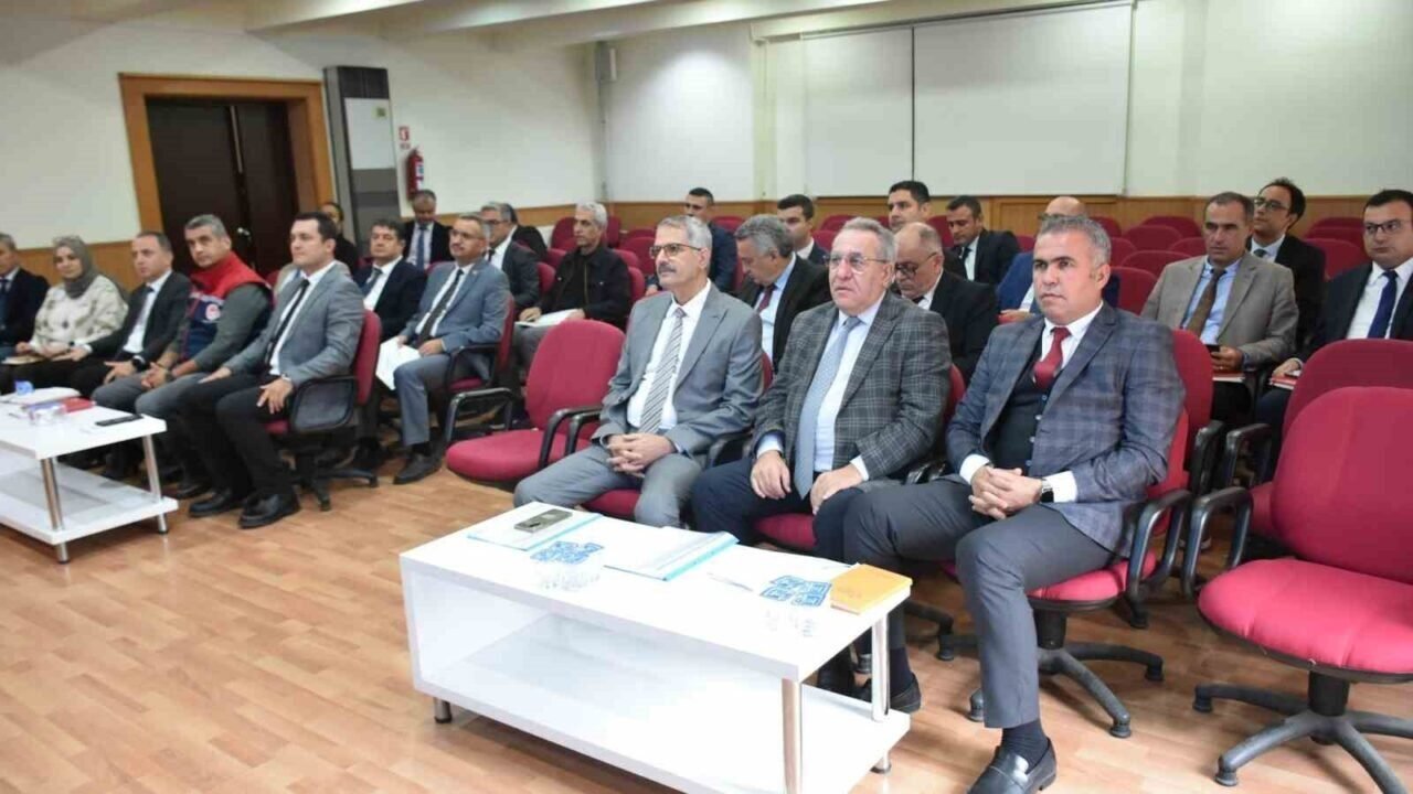 Aydın Tarım ve Orman Müdürlüğü’nde 2025 yılı değerlendirme toplantısı yapıldı