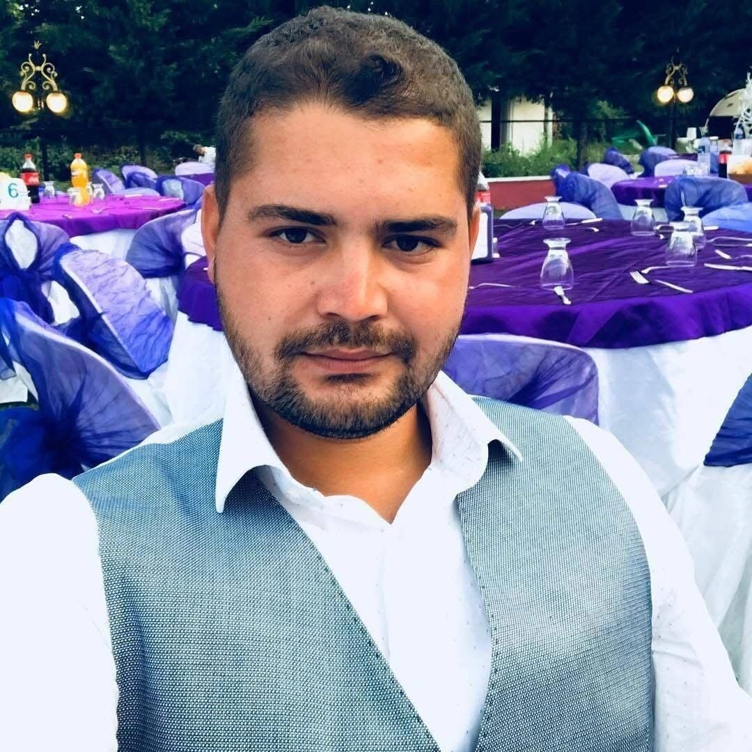 Aydın’da araç içinde hareketsiz bulunan kişi hayatını kaybetti Aydın’da araç içinde hareketsiz bulunan kişi hayatını kaybetti