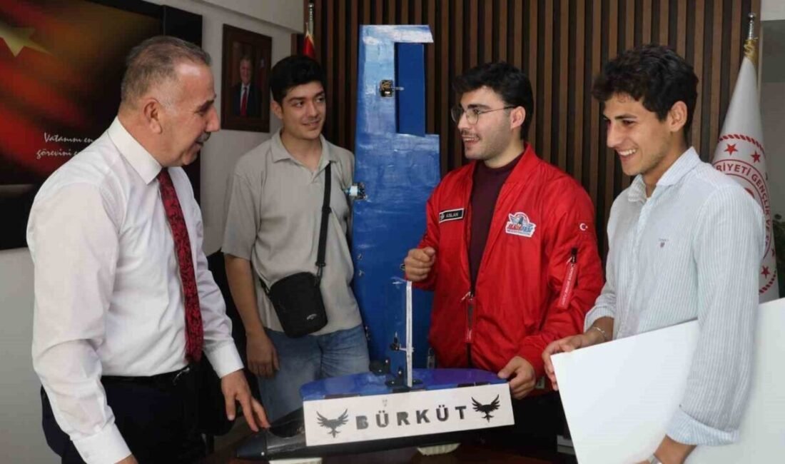 Aydınlı gençlerden Teknofest’te büyük başarı Aydın Gençlik ve Spor İl Müdürlüğü bünyesinde kurulan ZADA Savaşan